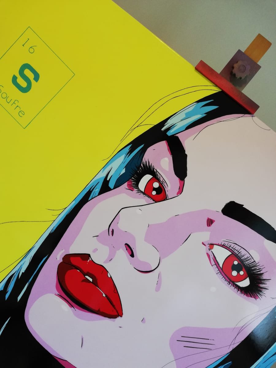 Vue en gros plan du visage de Darcie Dolce, qui a servit de modèle pour cette première toile. Le trait BD, signature de Marcel Champion est bel et bien présent et sa précision fait de cette toile une référence.